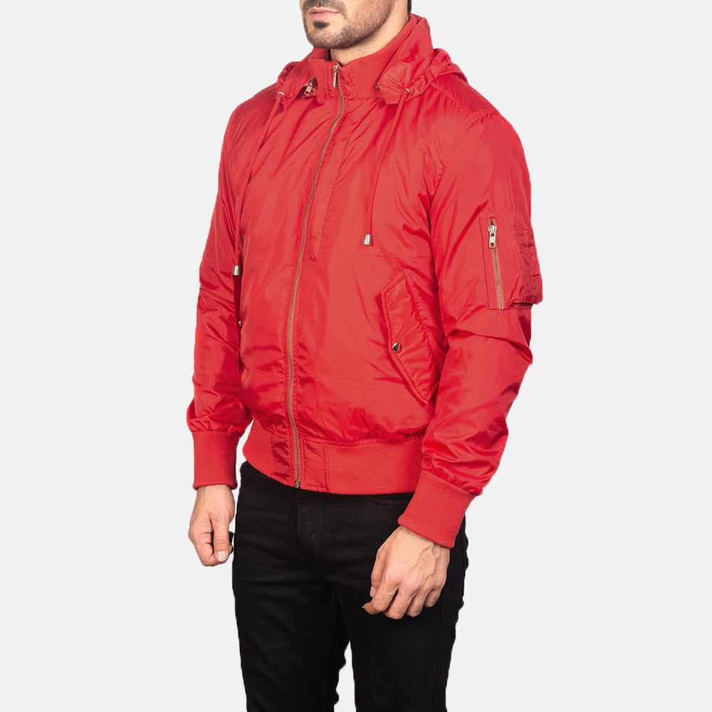 
Red Nylon Bomber Jacket - Achteraanzicht met getailleerde schouders & strakke zoom