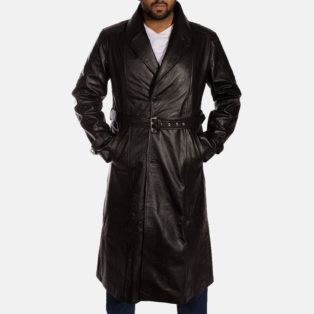 
Hooligan Zwart Leren Trenchcoat voor Heren in Black Cowhide Leather - Vooraanzicht & getailleerd silhouet | Online kopen