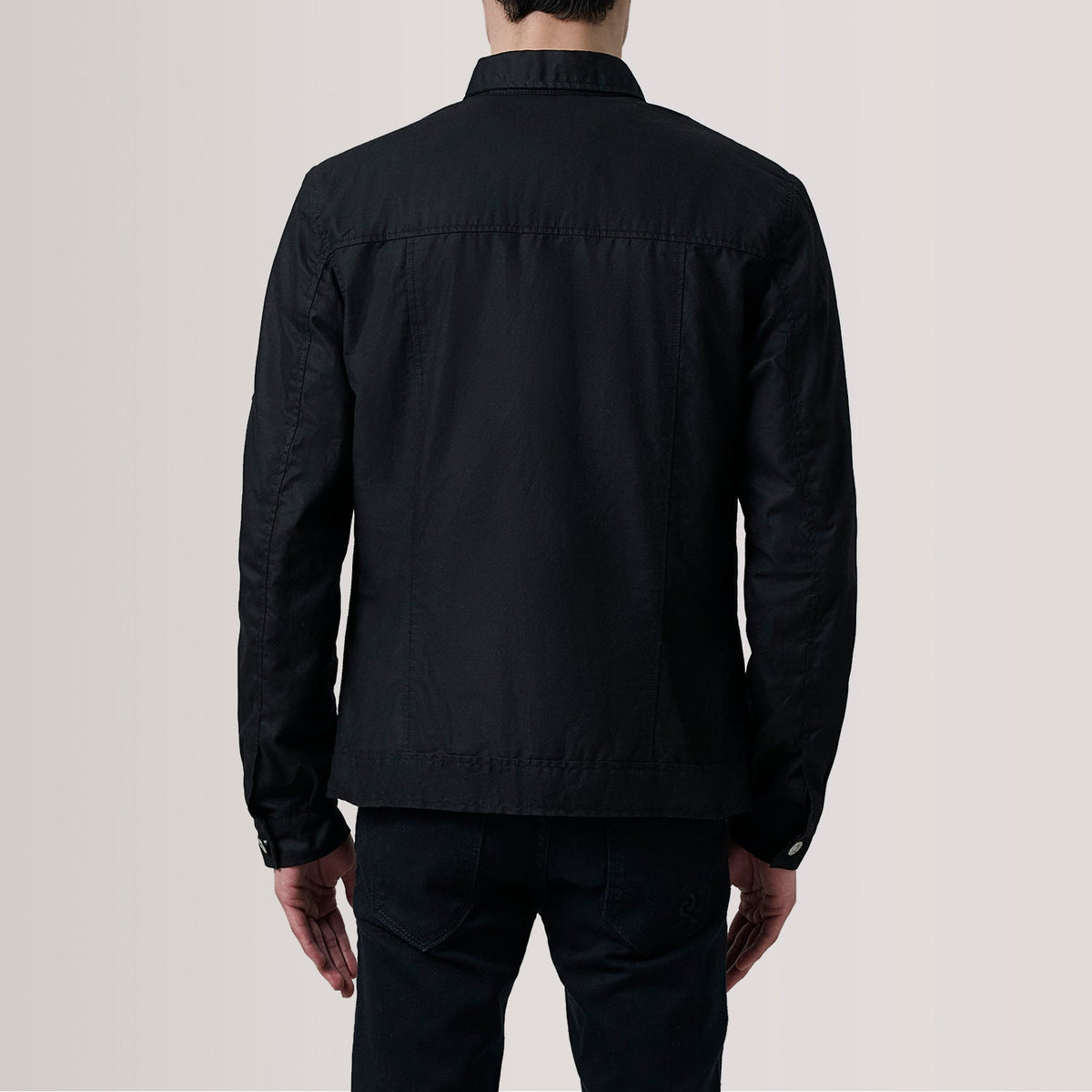 
Detailopname of Classic Collar & Button Hardware on Irwin Zwart Waxed Canvas Field Leren Jas voor Heren For Men