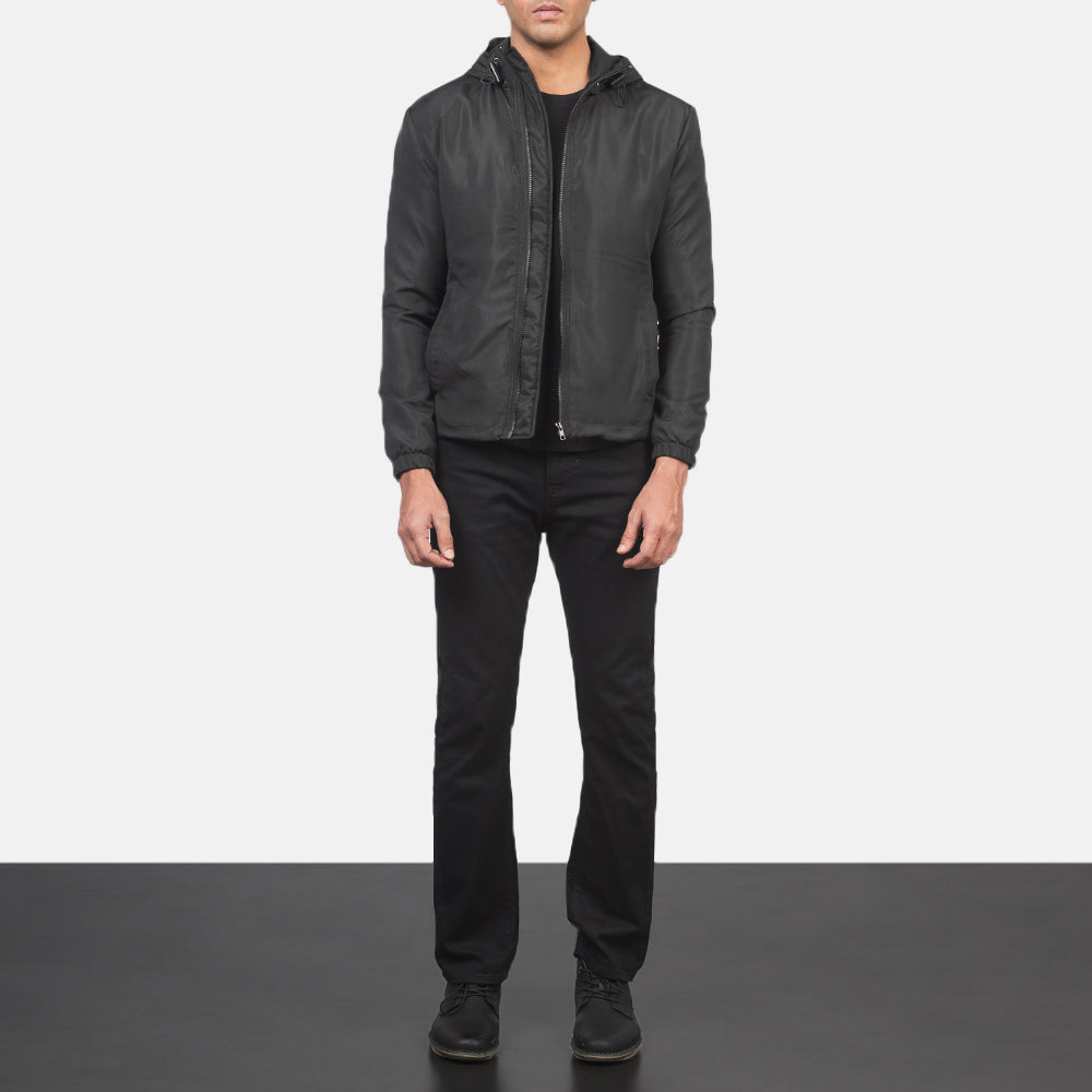 Jimmy Black Hooded Windbreaker Jacket - Zijaanzicht met ergonomische mouwsnede