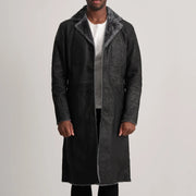 
Kolby Distressed Black Shearling Long Coat in Distressed Black Sheepskin Snuffed - Vooraanzicht & getailleerd silhouet | Online kopen