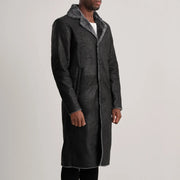 
Distressed Black Sheepskin Snuffed Aviator Jacket - Achteraanzicht met getailleerde schouders & strakke zoom