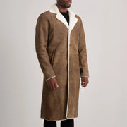 
Distressed Brown Sheepskin Snuffed Aviator Jacket - Achteraanzicht met getailleerde schouders & strakke zoom