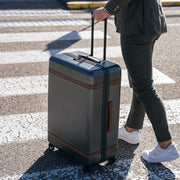 Urban Graphite Large Suitcase Zuna voor Dames, detail view 1