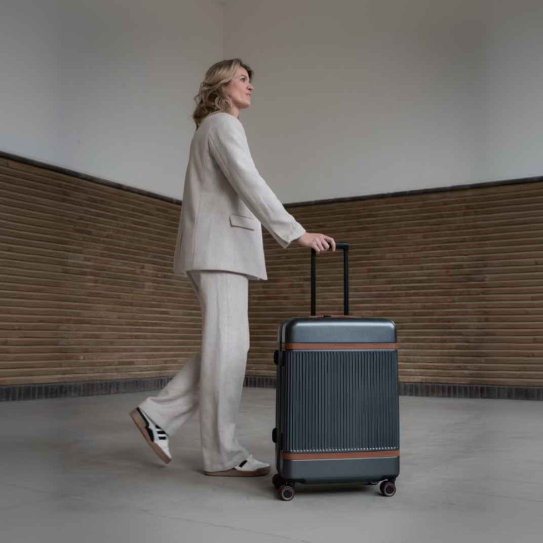 Urban Graphite Large Suitcase Zuna voor Dames, detail view 6