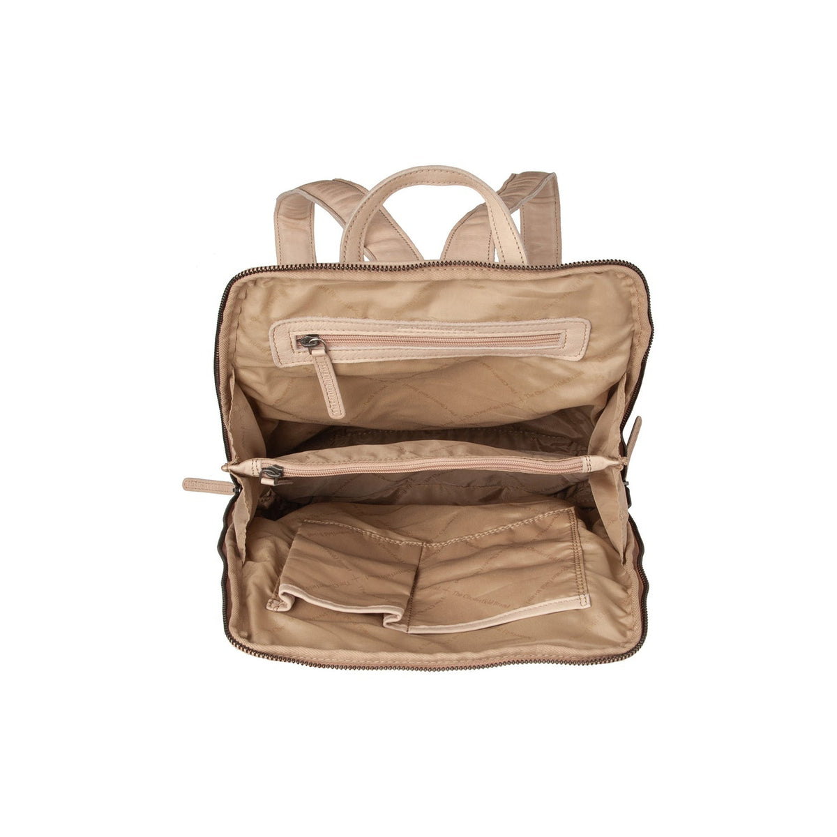 Solid Antique Brass Hardware &amp; Heavy-Duty Dual Zipper Detail on Bern Full-Grain Leather Backpack voor Dames