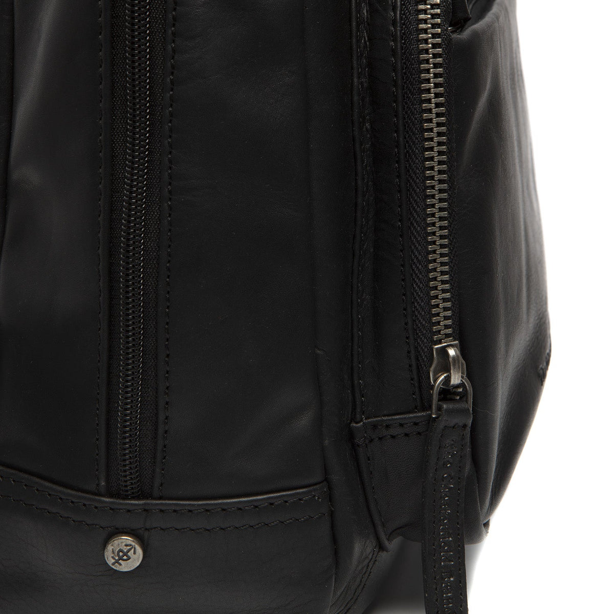 Santana Full-Grain Leather Backpack voor Dames - Structured Side Profile Showing Gusset Depth &amp; Expansion Capacity
