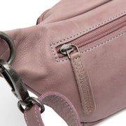 Severo Full-Grain Leather Belt Bag voor Dames - Structured Side Profile Showing Gusset Depth &amp; Expansion Capacity