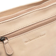 Aston Full-Grain Leather Crossbody Bag voor Dames - Structured Side Profile Showing Gusset Depth &amp; Expansion Capacity