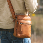 Birmingham Full-Grain Leather Crossbody Bag voor Heren – alternate product view 2