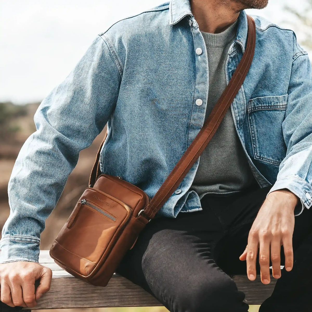 Birmingham Full-Grain Leather Crossbody Bag voor Heren – alternate product view 3