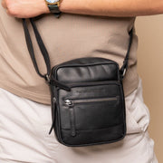 
Classic 100% Full-Grain leather Bag - Achteraanzicht met versterkte leren banden