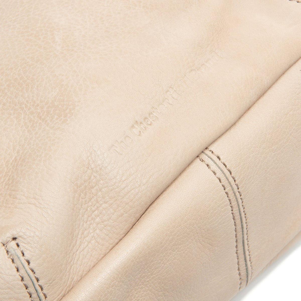
Binnenweergave Showing Dedicated Padded Laptop Sleeve & Multi-Compartment Organization
