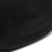 Solid Antique Brass Hardware &amp; Heavy-Duty Dual Zipper Detail on Everglades Full-Grain Leather Crossbody Bag voor Dames
