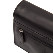 
Binnenweergave Showing Dedicated Padded Laptop Sleeve & Multi-Compartment Organization