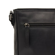 
Binnenweergave Showing Dedicated Padded Laptop Sleeve & Multi-Compartment Organization