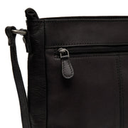 
Binnenweergave Showing Dedicated Padded Laptop Sleeve & Multi-Compartment Organization