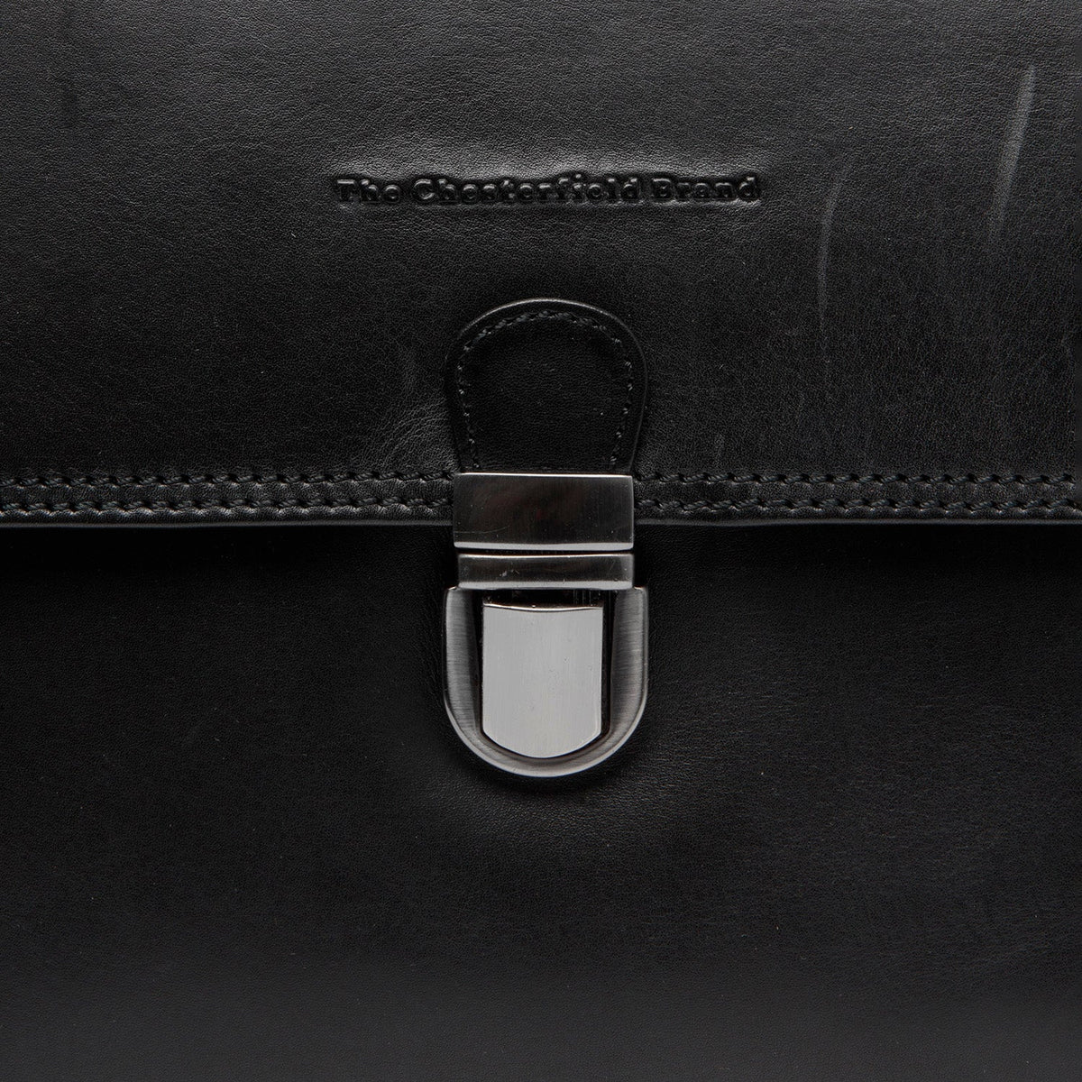 
Classic 100% Full-Grain leather Goods - Achteraanzicht met getailleerde schouders & strakke zoom