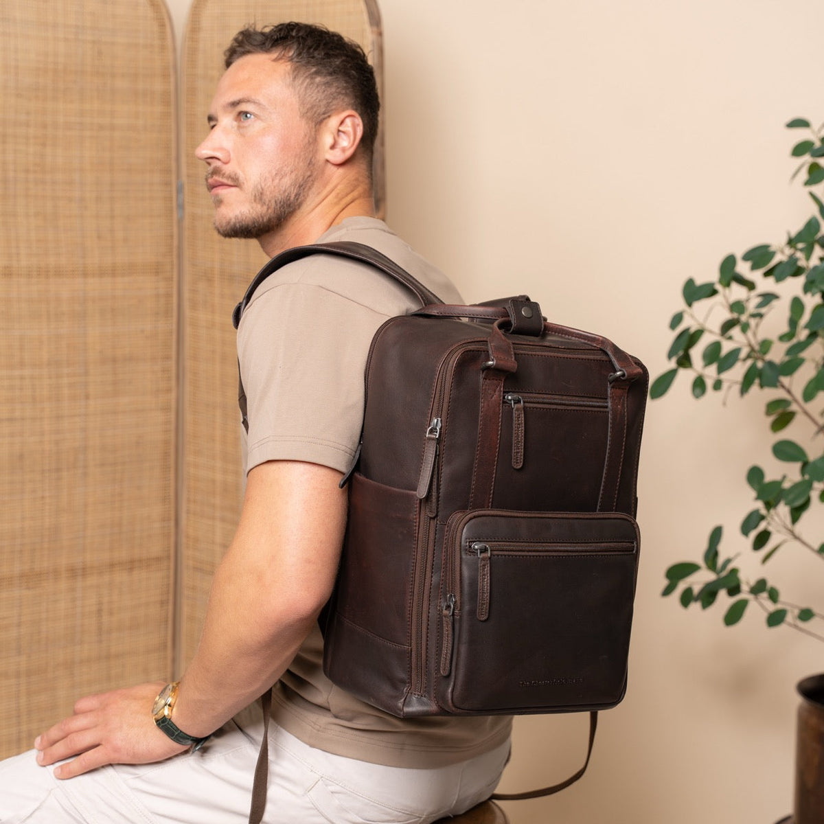Calden Full-Grain Leather Laptop Backpack voor Dames – alternate product view 2