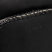 
Binnenweergave Showing Dedicated Padded Laptop Sleeve & Multi-Compartment Organization