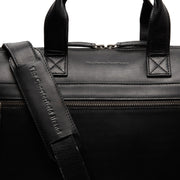 Solid Antique Brass Hardware &amp; Heavy-Duty Dual Zipper Detail on Levanto Full-Grain Leather Laptop Bag voor Dames