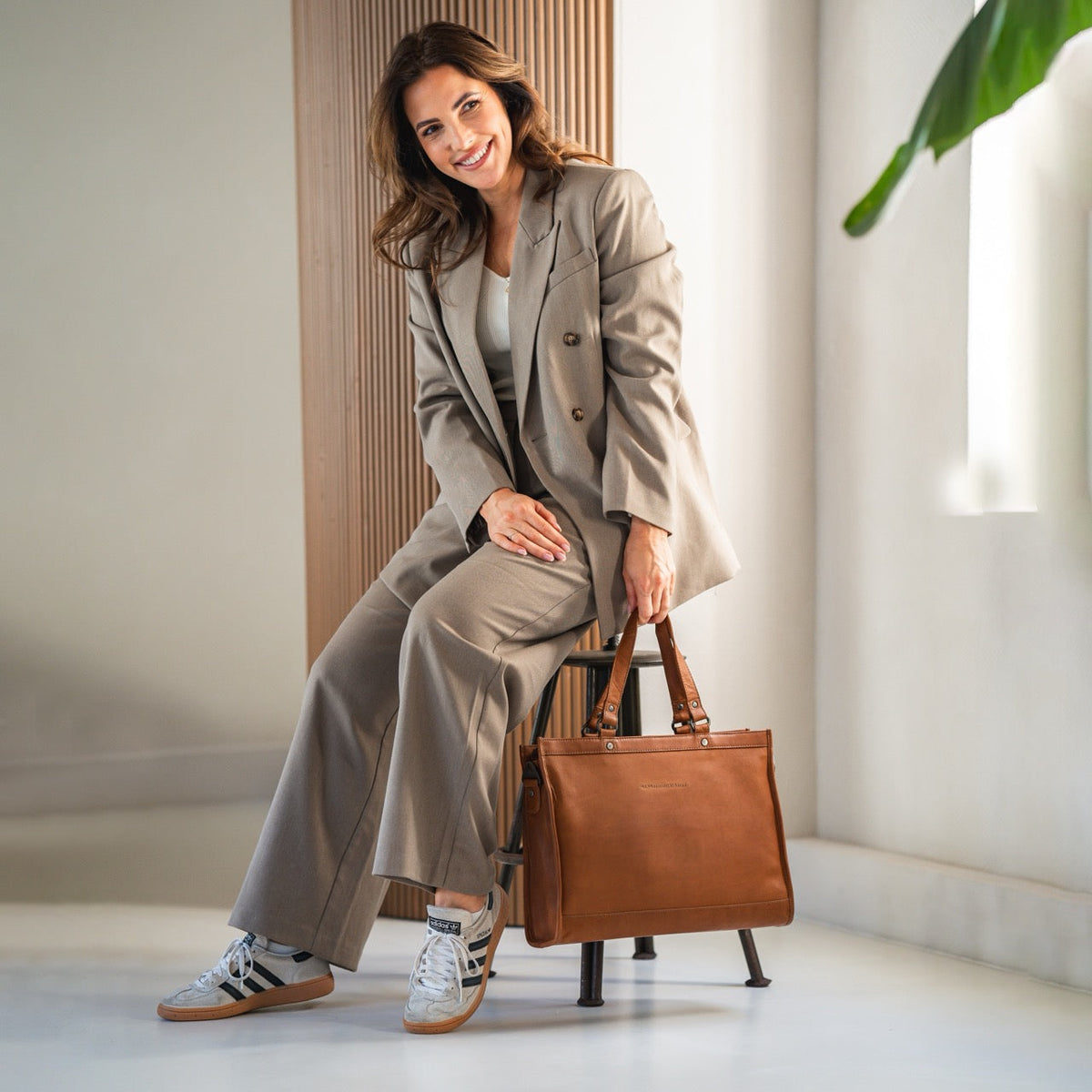 Manly Full-Grain Leather Laptop Bag voor Dames – alternate product view 3