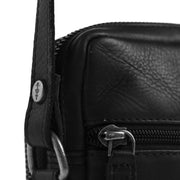 Tailored Rib Cuffs &amp; Hem Craftsmanship Construction Detail on Hamilton Full-Grain Leather Phone Bag voor Dames