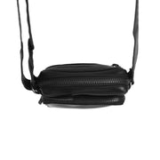 Styled Fit Perspective of Hamilton Full-Grain Leather Phone Bag voor Dames on Model - Natural Daylight Drape