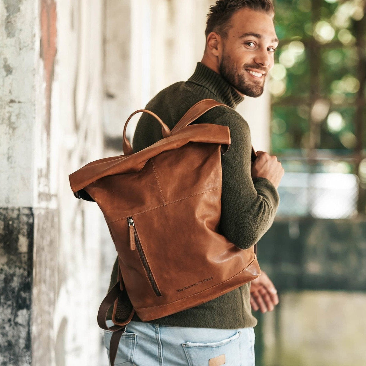 Liverpool Full-Grain Leather Roll-top Backpack voor Dames – alternate product view 2