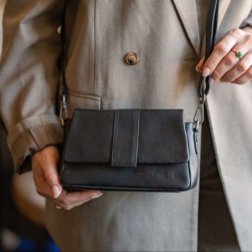 Clifden Full-Grain Leather Shoulder Bag voor Dames