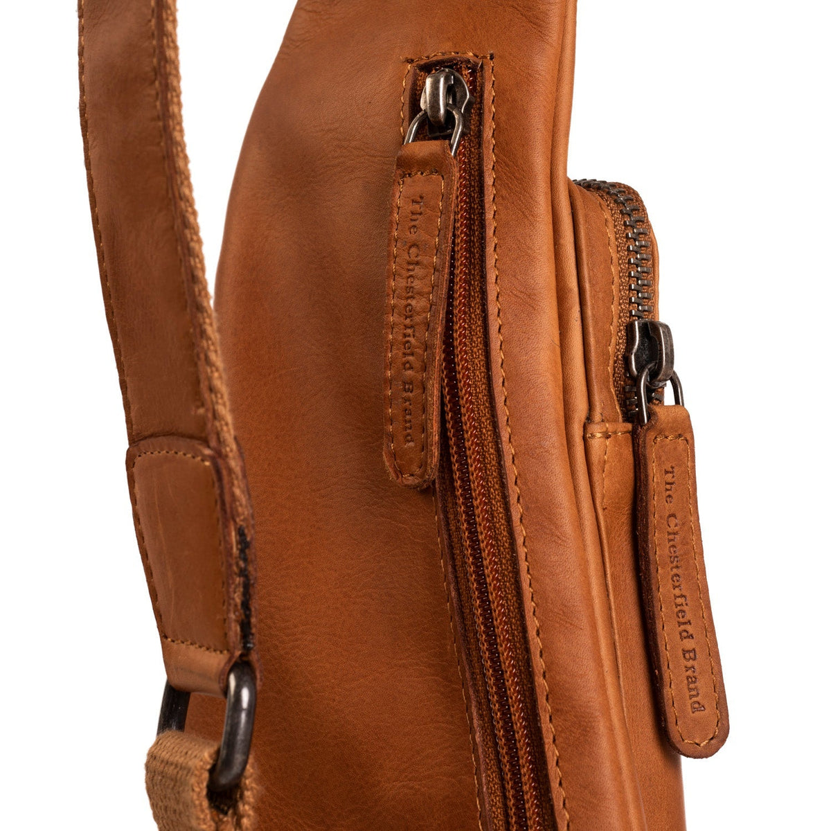 Cognac Leather Sling Bag Logan voor Dames, detail view 3