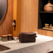 Stacey Full-Grain Leather Toiletry Bag voor Dames – alternate product view 2