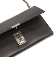 Solid Antique Brass Hardware &amp; Heavy-Duty Dual Zipper Detail on Bora Full-Grain Leather Waiter Wallet voor Dames