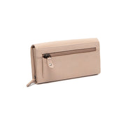 
100% Full-Grain Wax Pull-Up 100% Full-Grain Leather Grain Texture & Handcrafted Patina Detail