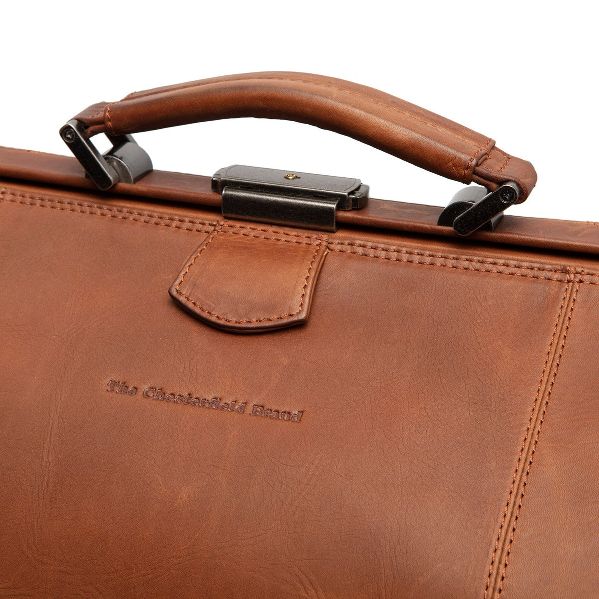 Corfu Full-Grain Leather Weekender Bag voor Dames - Structured Side Profile Showing Gusset Depth &amp; Expansion Capacity