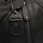 Solid Antique Brass Hardware &amp; Heavy-Duty Dual Zipper Detail on Rivaro Full-Grain Leather Weekender Bag voor Dames