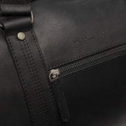 Rivaro Full-Grain Leather Weekender Bag voor Dames - Structured Side Profile Showing Gusset Depth &amp; Expansion Capacity