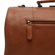 Texel Full-Grain Leather Weekender Bag voor Dames - Structured Side Profile Showing Gusset Depth &amp; Expansion Capacity