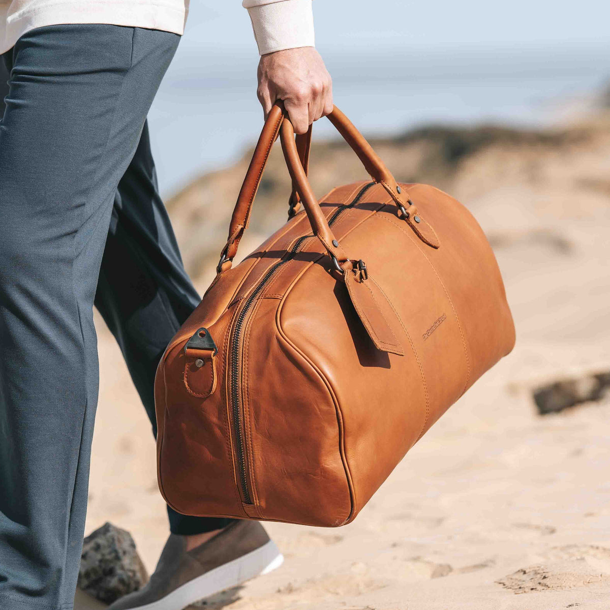 William Full-Grain Leather Weekender Bag voor Dames – alternate product view 2
