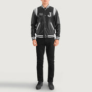 
Liberte New Jersey Zwart Leather Varsity Leren Jas voor Heren - Zijaanzicht met ergonomische mouwsnede