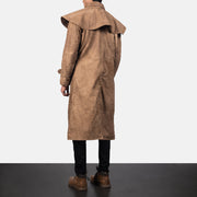 Men's Maverick Bruin Leather Duster voor Heren - Lateral Side Profile View Showing Sleeve Cut &amp; Athletic Taper Fit