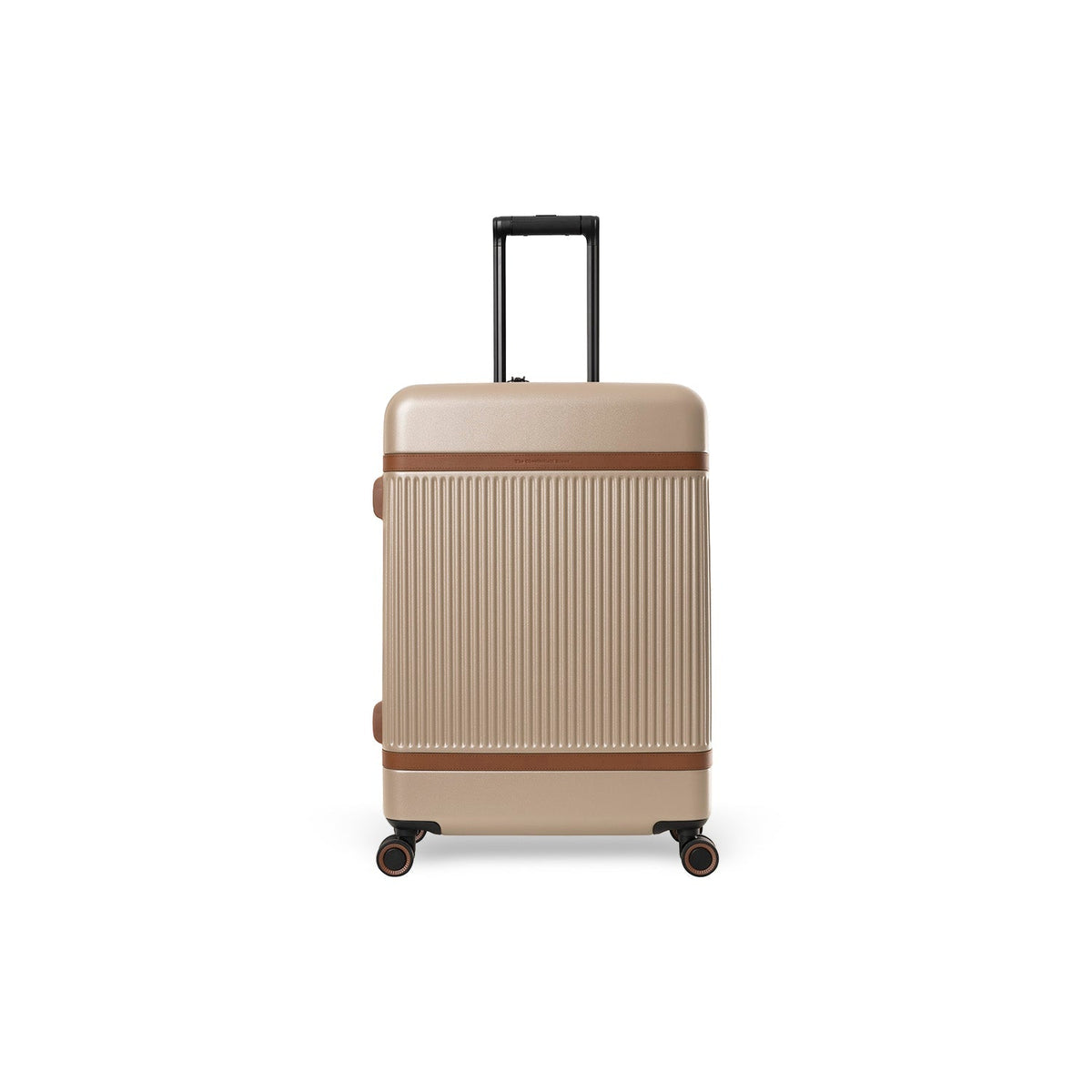 Styled Fit Perspective of Medium Suitcase Zuna voor Dames on Model - Natural Daylight Drape