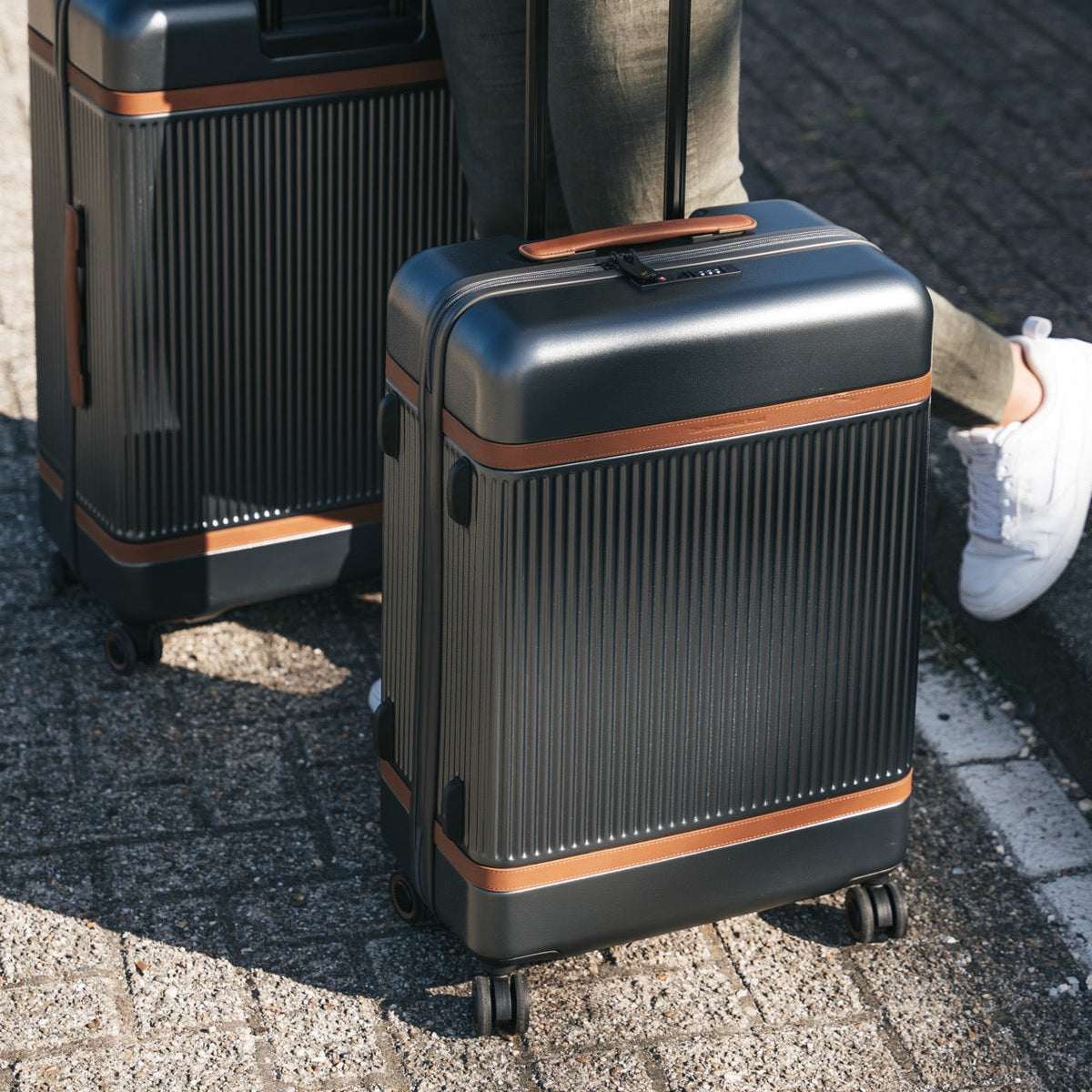 Medium Suitcase Zuna voor Dames – alternate product view 3