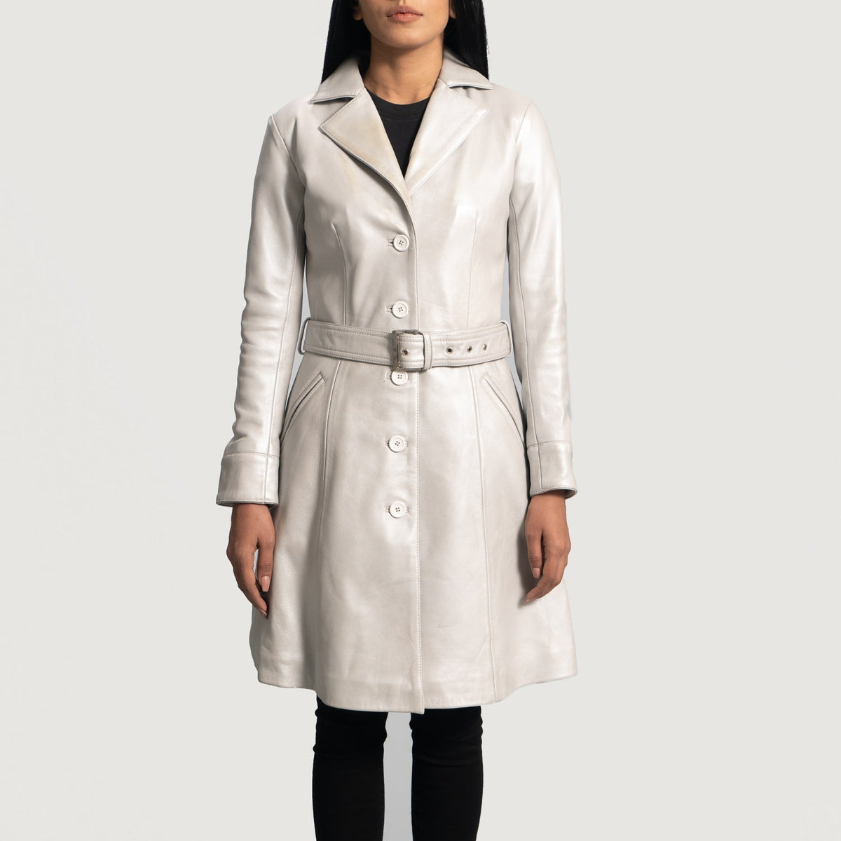 
Moonlight Silver Leren Trenchcoat voor Dames in Silver Sheepskin Leather - Vooraanzicht & getailleerd silhouet | Online kopen