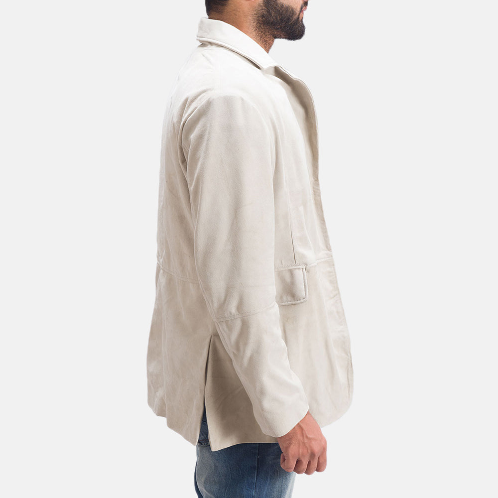 Close-Up Detail of Notch &amp; Button Hardware on Men's Professor By Day Suede Leren Blazer voor Heren