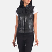
Detailopname of Band & Zipper Hardware on Rayne Moto Zwart Leren Gilet voor Dames