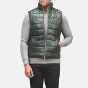 
Detailopname of Classic Collar & Zipper with Dual Puller Hardware on Reeves Groen Leather Gewatteerde bodywarmer voor Heren