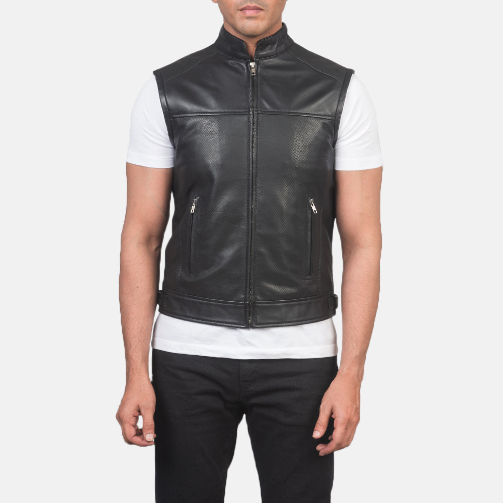 
Detailopname of Band & Zipper Hardware on Roland Zwart Leather Biker Vest voor Heren