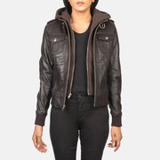 
Roslyn Brown Hooded Leather Bomber Jacket in Brown Sheepskin Leather - Vooraanzicht & getailleerd silhouet | Online kopen