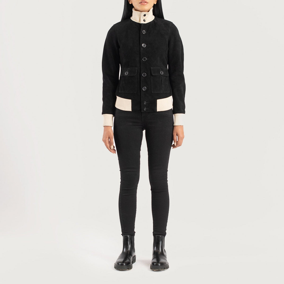
Sasha A1 Black Suede Bomber Jacket - Zijaanzicht met ergonomische mouwsnede
